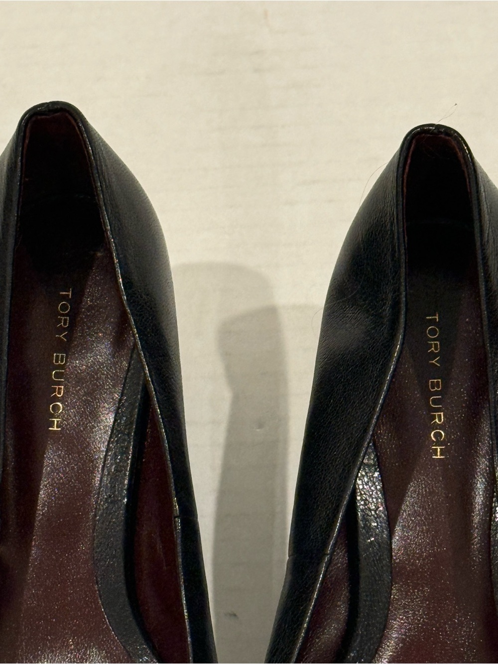 Tory Burch Georgia Black Leather Wedge Pumps Size 6.5 - Picture 9 of 16